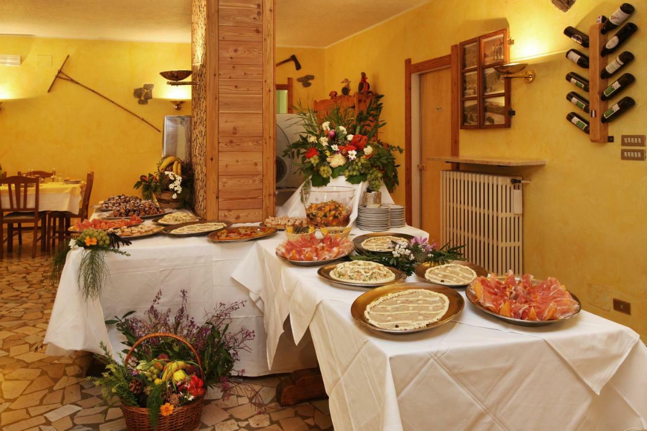 Hotel Holiday Debili Sauze D'Oulx Exterior photo